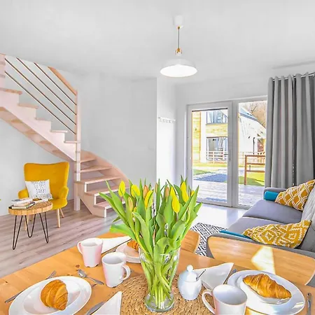 2 Bedroom Amazing In Nowecin