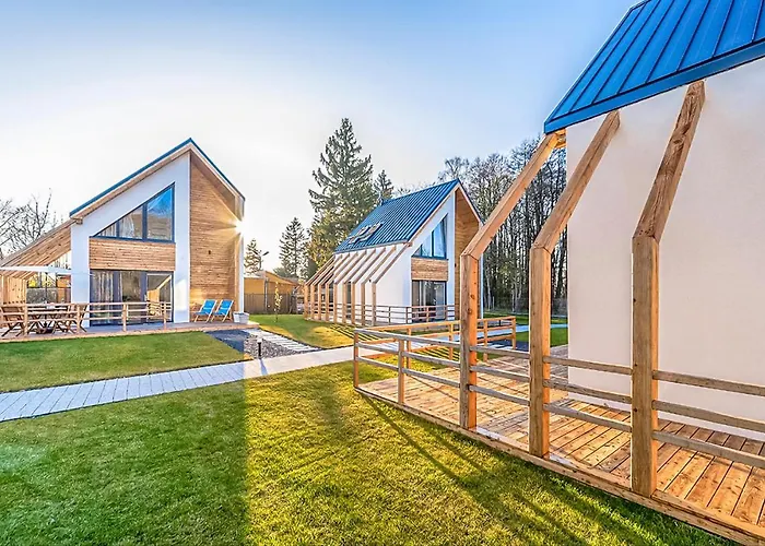 Semesterbostad 2 Bedroom Amazing In Nowecin